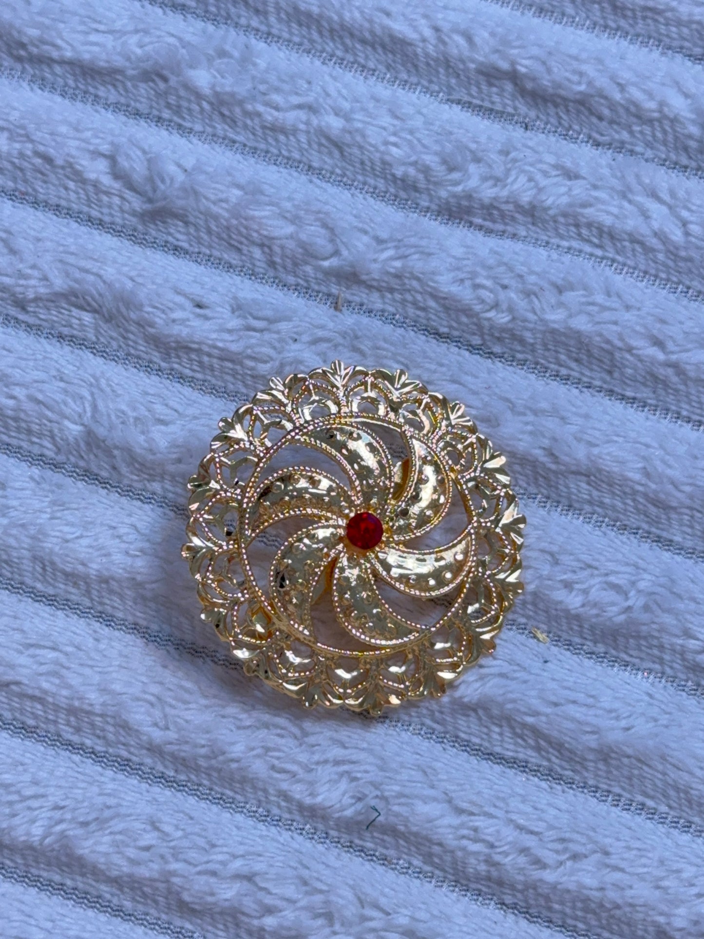 Broche