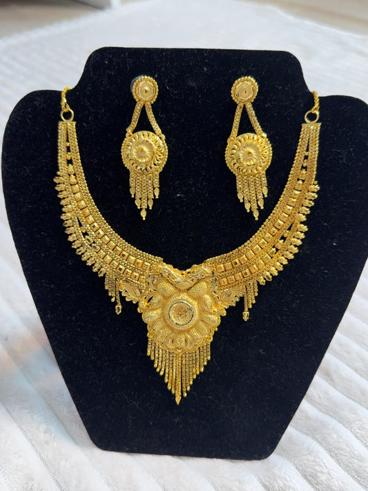 Parure dorée