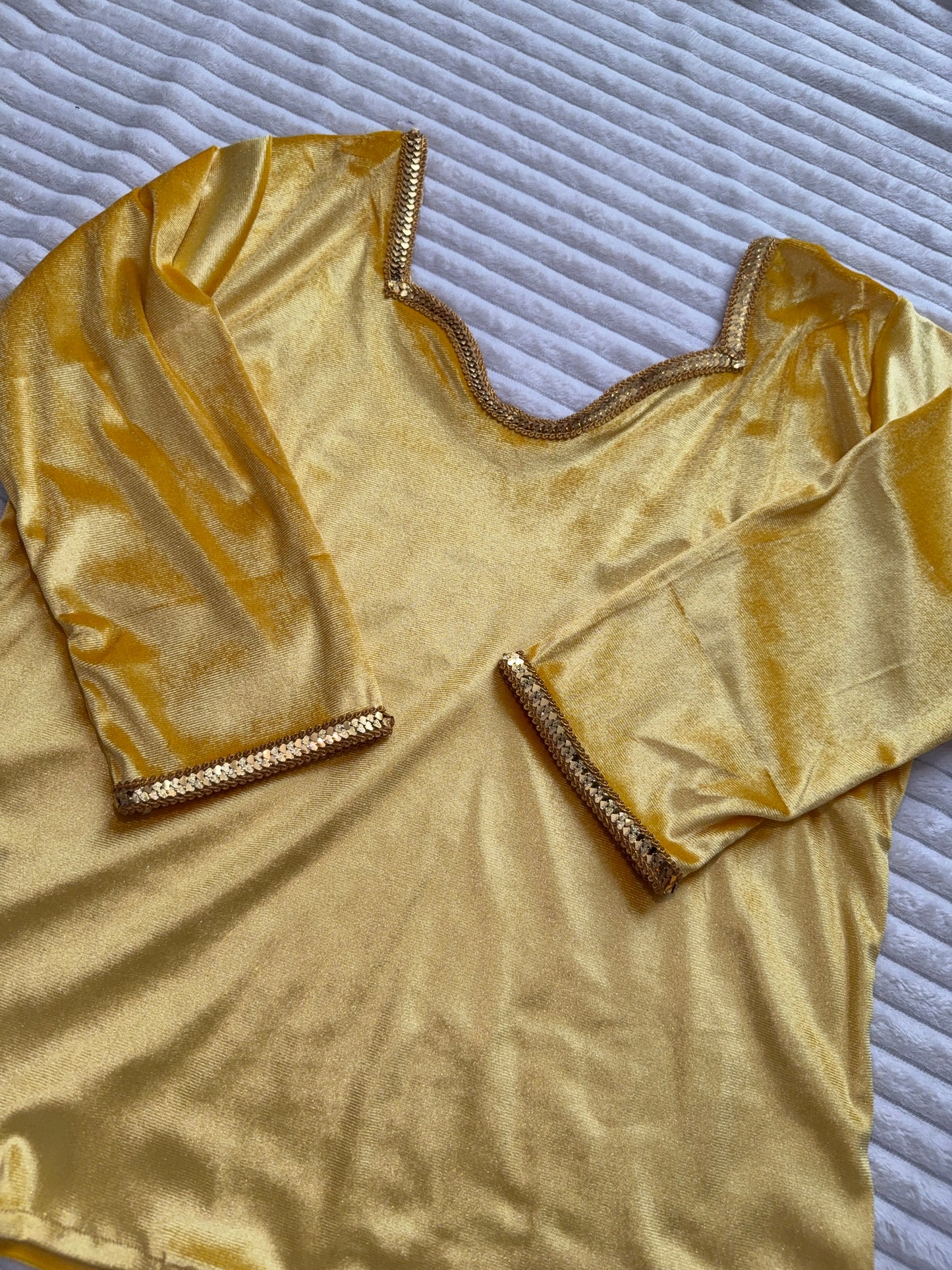 Body velour doré